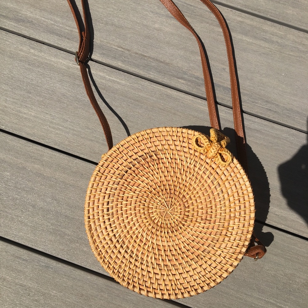 Circle rattan basket bag (+ free bracelet!)